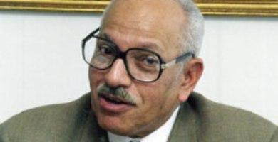 الدكتور أحمد كمال أبو المجد