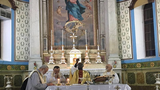  الأقباط الكاثوليك بأسوان تحتفل بعيد القديس دانيال 
