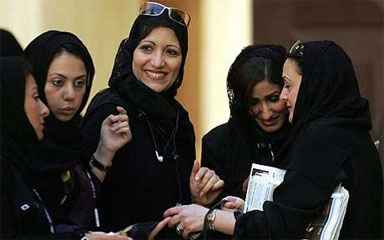 للمرأة السعودية ما هو أكثر من النقاب