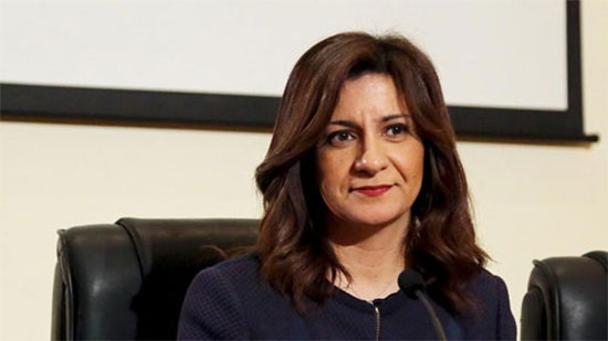  السفيرة نبيلة مكرم، وزيرة الهجرة