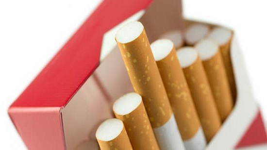 الحكومة تكشف حقيقة زيادة أسعار السجائر
