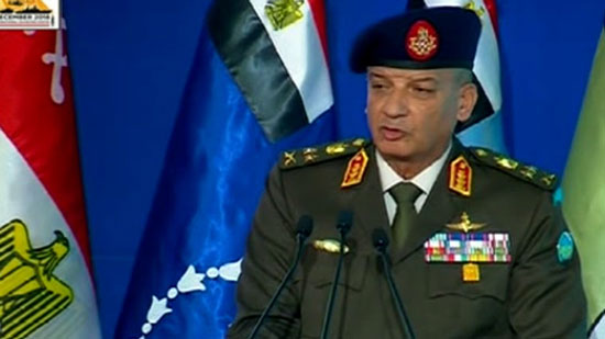 وزير الدفاع يشيد بعطاء وتضحيات رجال القوات المسلحة الأقباط 