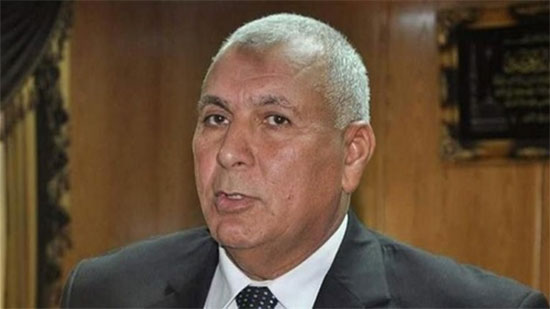 وزير التنمية المحلية يدعم محافظة الوادي الجديد  بمبلغ 5 ملايين جنيه  