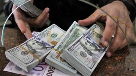 البنك المركزي يعلن ارتفاع حصيلة تحويلات المصريين بالخارج