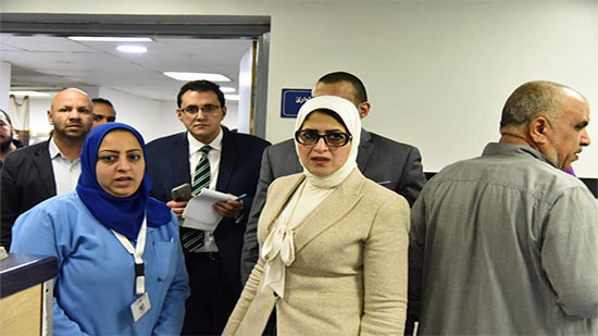  الدكتورة هالة زايد، وزيرة الصحة والسكان بزيارة مفاجئة لمعهد القلب القومي، 