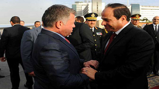 الرئيس عبد الفتاح السيسي مع العاهل الأردني، الملك عبد الله الثاني، 26 فبراير 2015 - صورة أرشيفية