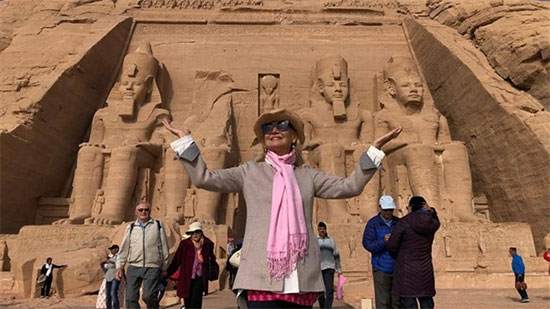 النجمة العالمية باربرا بوشيه : كل يوم يزداد إعجابي بالحضارة المصرية العظيمة