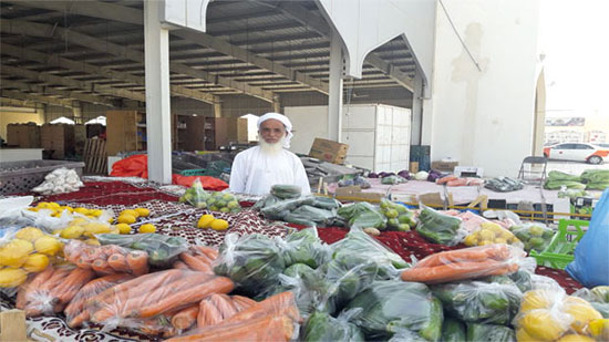 الوطن العمانية: مزارعون وحرفيون يطالبون بأسواق لبيع منتجاتهم في السلطنة