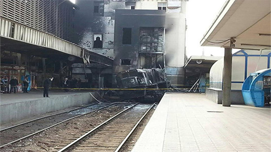  حريق قطار بمحطة مصر 