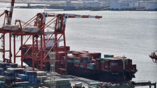 إعادة فتح موانئ السويس مع استمرار غلق ميناء شرم الشيخ
