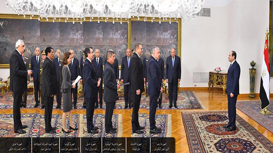 الرئيس يتسلم أوراق اعتماد 15 سفيرًا جديدًا
