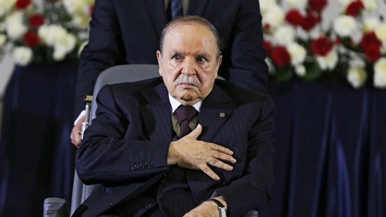 الجزائر.. قائد الجيش يطالب بإعلان منصب رئيس الجمهورية شاغرا

