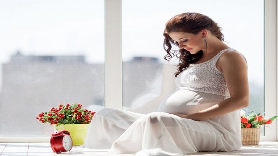  استشاري نساء وتوليد يقدم نصائح هامة للسيدات الحوامل

