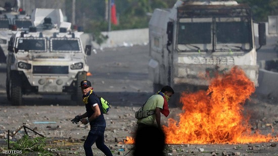 أزمة فنزويلا.. تحرك جديد من المعارضة لإسقاط مادورو
