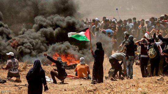 غزة.. مقتل فلسطينيين بقصف إسرائيلي وآخر بمواجهات
