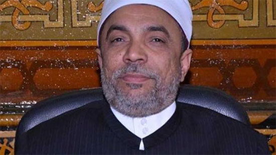  الشيخ جابر طايع، رئيس القطاع الدينى