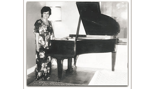 مارسيل متى أول أستاذ بيانو مصرى 