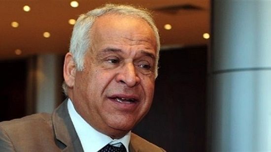 برلماني يطالب بحملة قومية للقضاء على الذباب: اكتسح مصر