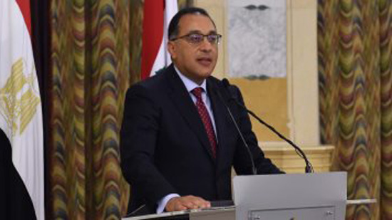 رئيس الوزراء فى استاد القاهرة لمتابعة الاستعدادات النهائية لأمم أفريقيا
