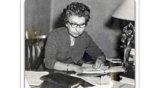 سهير القلماوي.. أول سيدة مصرية تحصل على درجة الدكتوراه في الأدب العربي