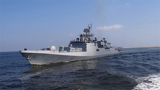 القوات البحرية المصرية والهندية تنفذان تدريب بحري عابر بالبحر المتوسط