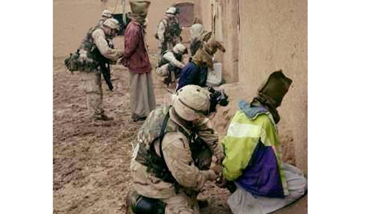 فى مثل هذا اليوم ...الجيش الأمريكي يقوم بإلقاء القبض على مجموعة من العسكريين التركيين خلال غزو العراق،
