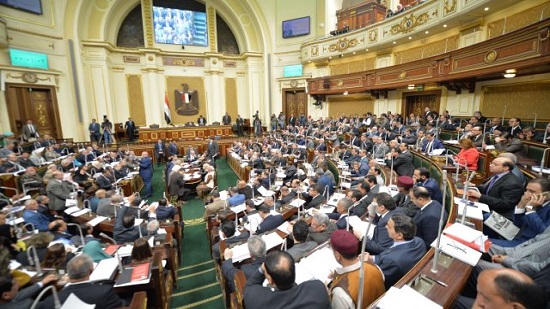 البرلمان يوافق على حرمان طلاب التعليم المفتوح من القيد بالمحامين
