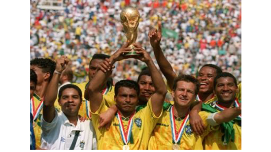 في مثل هذا اليوم.. فوز منتخب البرازيل بكأس العالم لكرة القدم 94