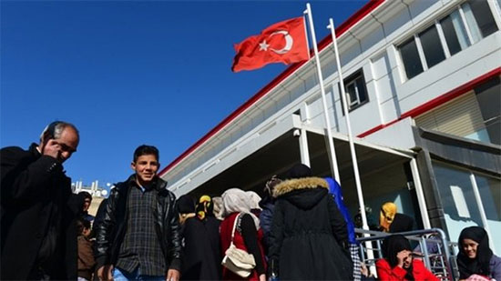 
بقرار رسمي .. تركيا ترحل السوريين من إسطنبول
