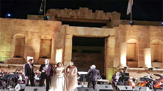 جمهور الأردن يردد الأغاني التراثية المصرية مع فرقة أوبرا الإسكندرية