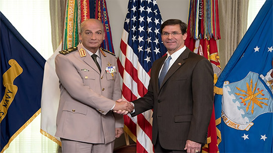 وزير الدفاع يعود إلى القاهرة بعد زيارة رسمية للولايات المتحدة الأمريكية 