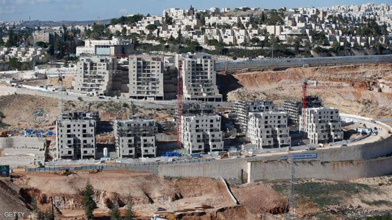 إسرائيل توافق على بناء 2300 وحدة استيطانية في الضفة الغربية