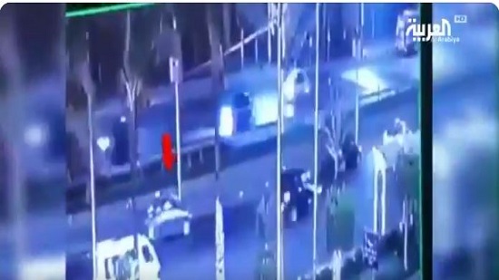 بالفيديو.. حركة السيارات في شوارع القاهرة قبل انفجار معهد الأورام
