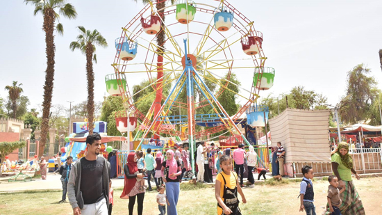  حدائق أسيوط تستقبل المواطنين للاحتفال بعيد الاضحى ورحلات نيلية وعروض فنية