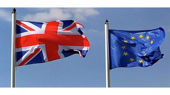  الجارديان : من خلال دبلوماسيها .. بريطانيا تبدأ الانسحاب من الاتحاد الأوروبي 
