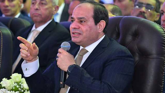 الرئيس السيسي يكلف بإخلاء القاهرة من الوزارات والمقار الإدارية وتطوير ميدان التحرير 