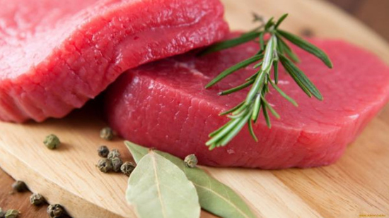  علماء يصنعون لحم نباتي وتحذير: الإكثار من تناول اللحوم يؤدي للإصابة بسرطان القولون