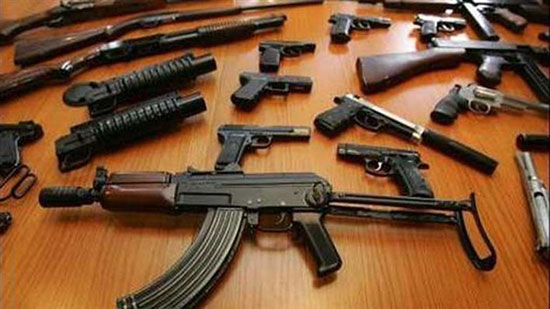 في حملة أمنية بسوهاج.. ضبط 27 قطعة سلاح من بينها رشاش