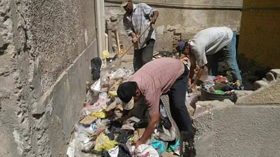  جمع القمامة من منازل احياء السويس اول سبتمبر المقبل
