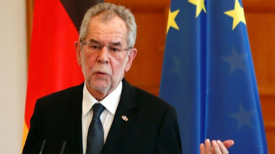 الرئيس النمساوي يذهب الى منتدى أوروبي بالقطار ويحذر من فناء البشرية بسبب تغير المناخ 