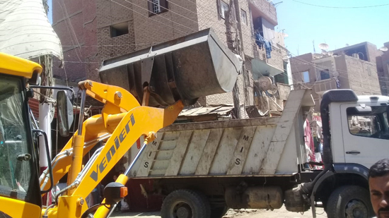  رفع 262 حالة إشغالات متنوعة  في حملة مكبرة بمدينة الفشن