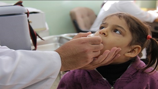 الحكومة تنفي إعطاء طلاب المدارس تطعيمات تسبب العقم للحد من الزيادة السكانية