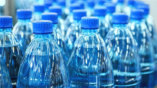 أضرار استخدام زجاجة المياه المعدنية مرتين
