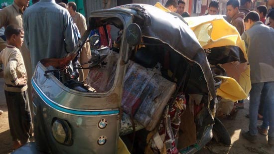 إصابة شخصين إثر انقلاب توكتوك بمدينة النوبارية
