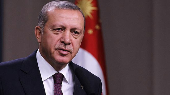 أردوغان يجدد تهديده للدول الأوروبية بفتح الطريق أمام اللاجئين
