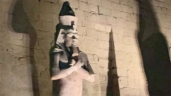 معبد الأقصر يبدأ ترميم تمثالين للملك رمسيس الثاني