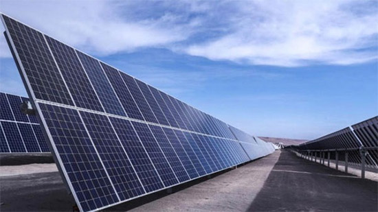 مصر تضع اللمسات الأخيرة لافتتاح أكبر المنشآت الشمسية فى العالم