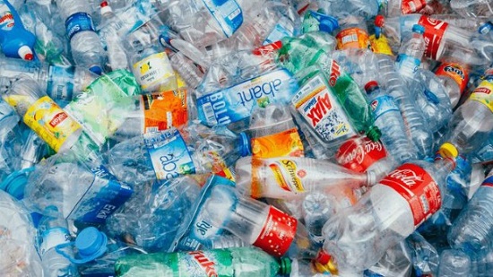 شعبة البلاستيك تبحث مع المصنعين نهاية الشهر توفير خامة «تحلل المنتجات البلاستيكية»
