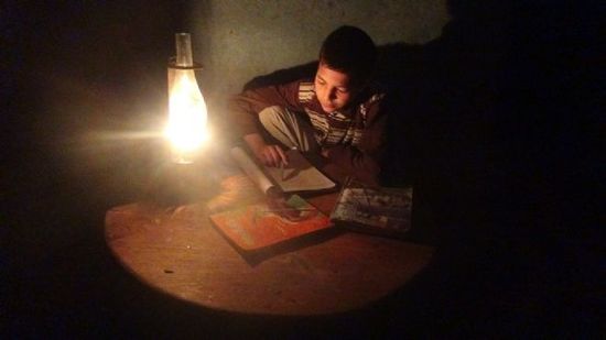  فصل التيار الكهربائي عن منطقتين بمدينة قنا