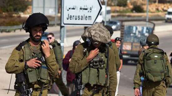 الجيش الإسرائيلي يعتقل شاب من جنين